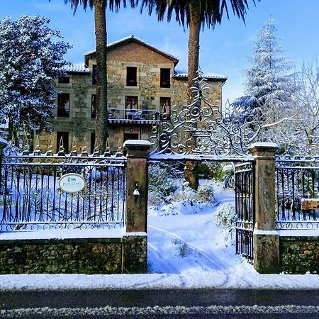B&B El Jardin De Aes Puente Viesgo Exterior photo